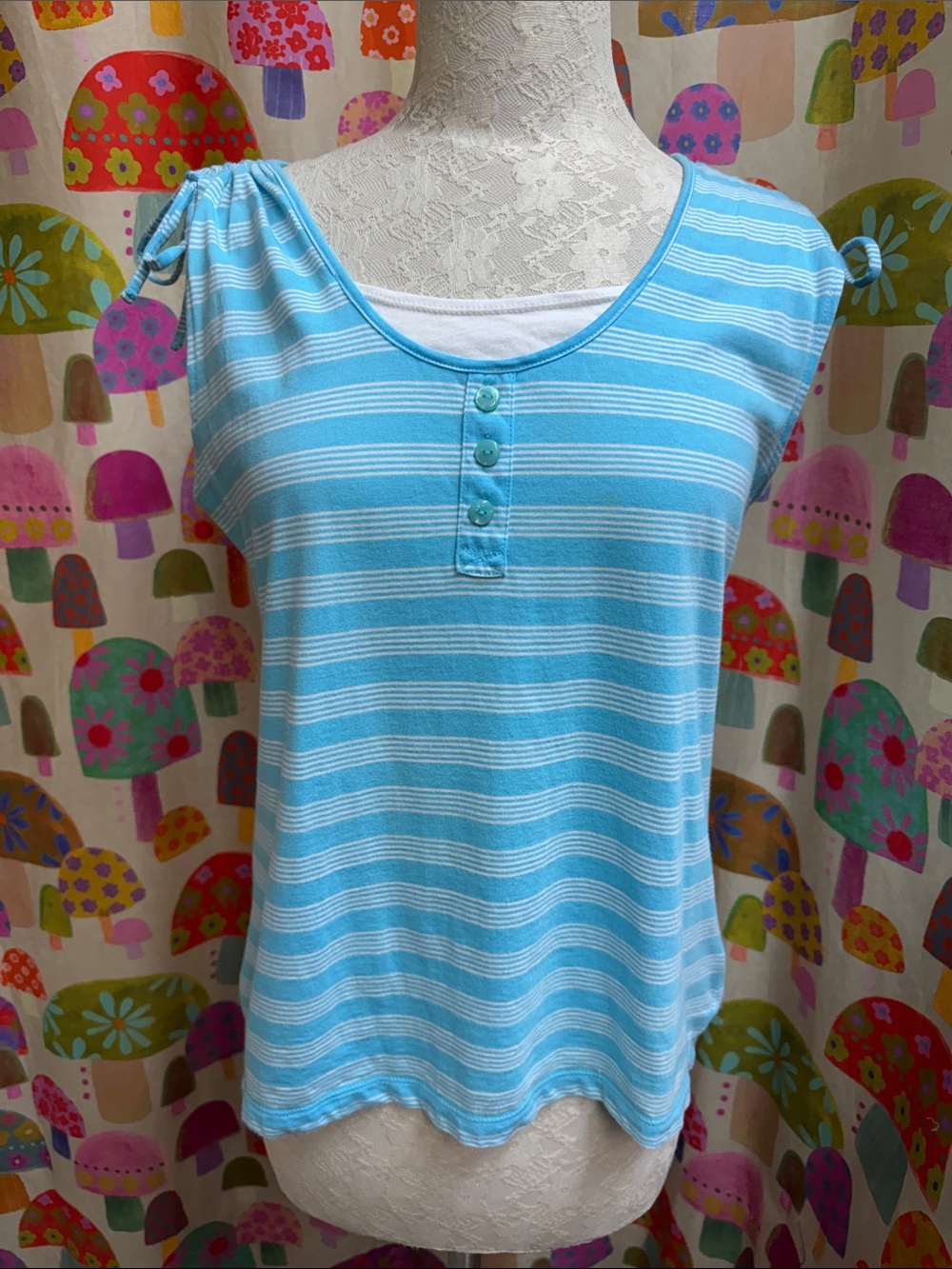 Classic Elements Adjustable Shoulder Tank Top. MP